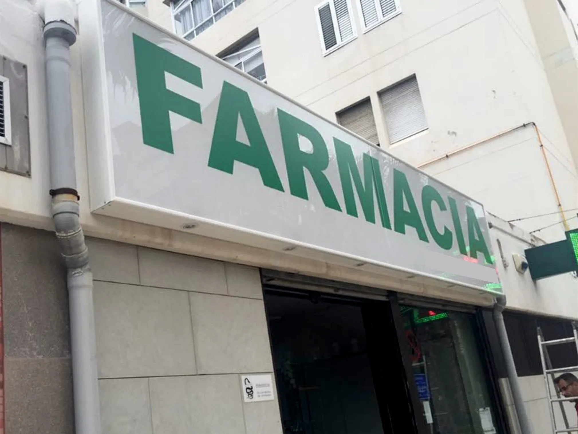 Imagen de un luminosos creado e instalado por Luminosos Canarias